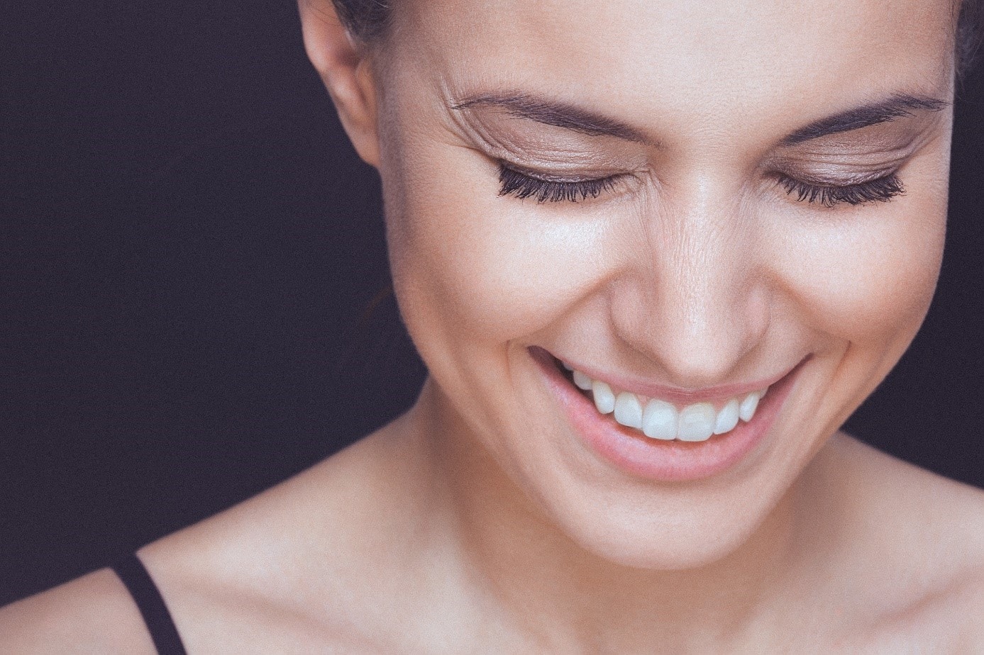 Krähenfüsse Botox Kollagen Collamin